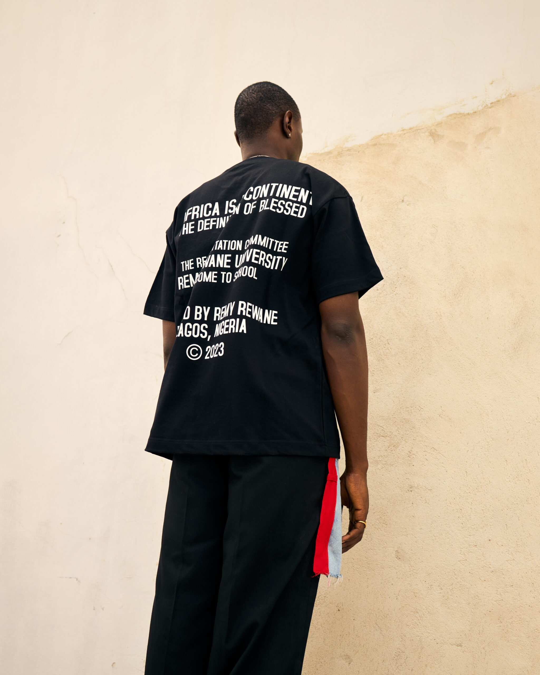 remyrewane__shotbywilsononwuka_wostudios_lagosphotographer110 Black 'Africa is not a country' t-shirt